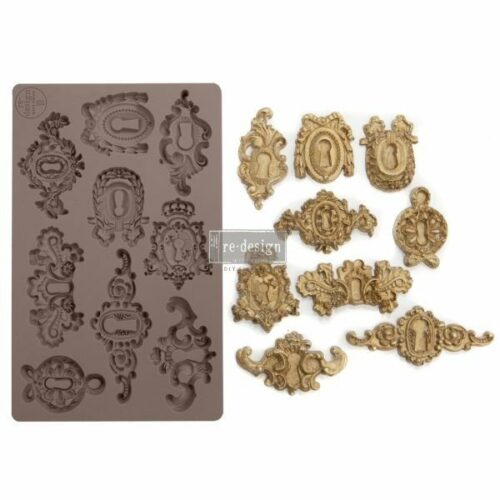Grandeur Keyholes