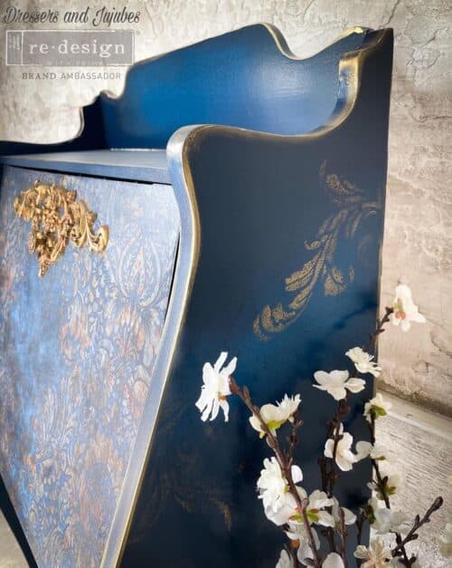 Splendid Scroll
