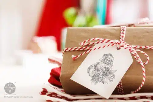 Santa's Helper Tags - Tampon Redesign with Prima - 12,70 x 25,40 cm – Image 2